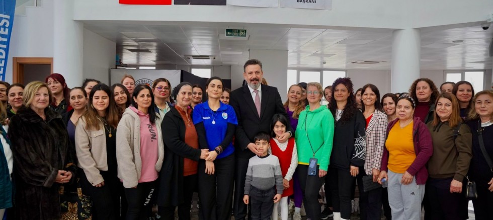 Arsuz Belediye Başkanı Sami Üstün; Kadınlarımız güçlendikçe, Arsuz daha da güçlenecek.