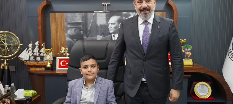 Arsuz Belediye Başkanı ÜSTÜN: Çocukların gözlerindeki umut bizlere daha çok sorumluluk yüklüyor