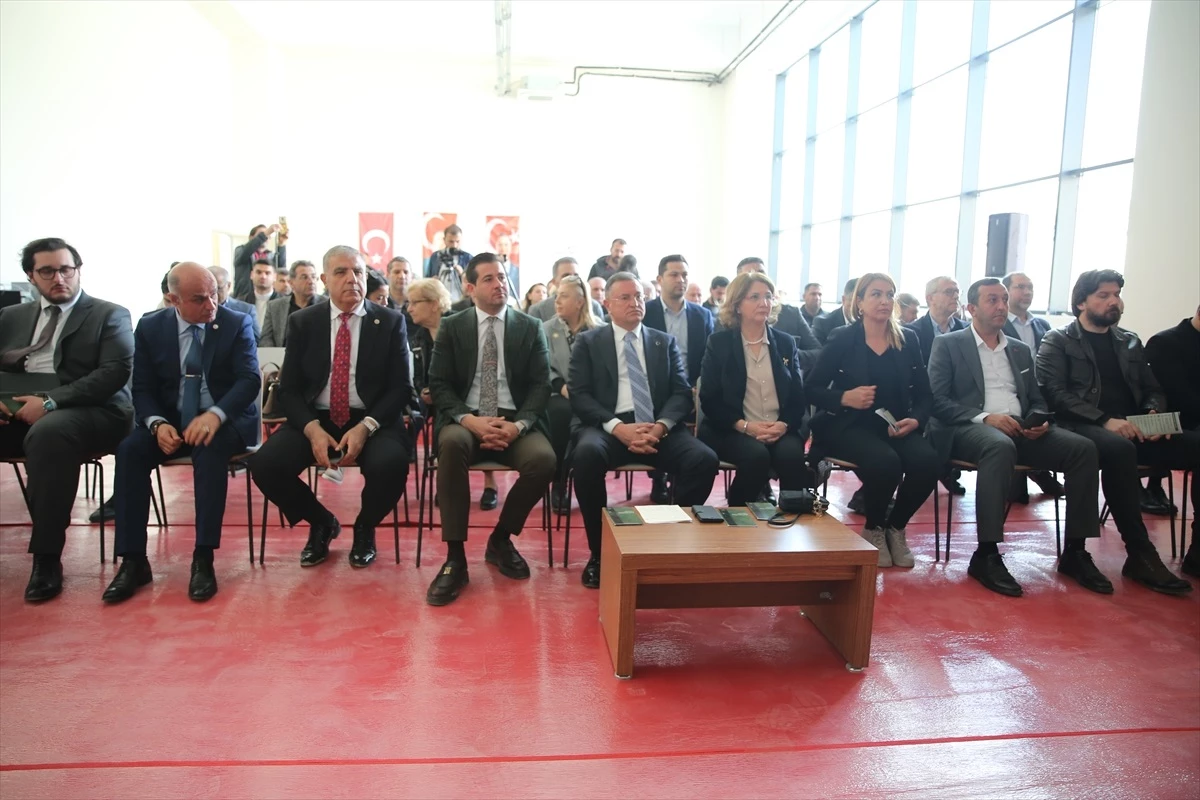 Hatay Büyükşehir Belediye Başkanı Lütfü Savaş, kente büyük yatırımlar yapmaya devam edecek