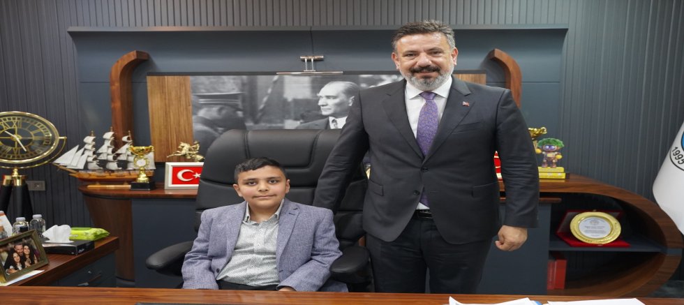 Arsuz Belediye Başkanı ÜSTÜN: Çocukların gözlerindeki umut bizlere daha çok sorumluluk yüklüyor