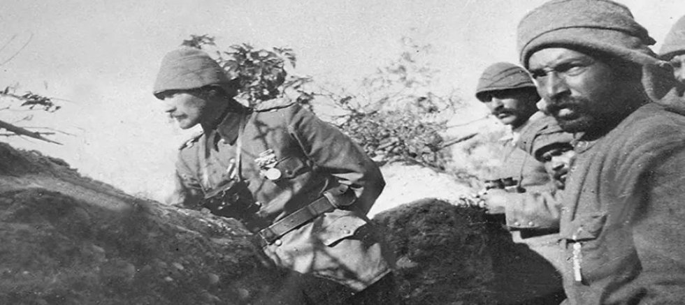 Atatürk'ün Çanakkale Savaşı'nda Mehmetçiğe verdiği yazılı talimat ortaya çıktı