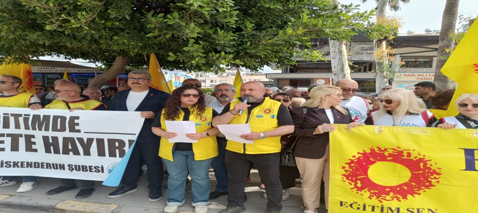 Eğitim Sen’den Şiddet Protestosu