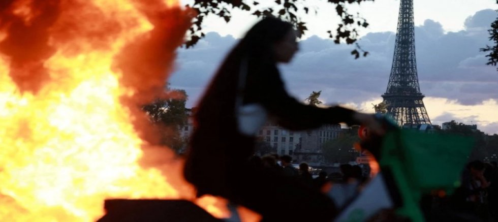 Fransa'da olaylı protestoların bilançosu ağır oldu
