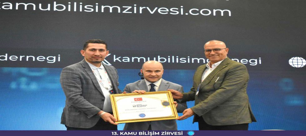 HBB, KAMU BİLİŞİM ZİRVESİ’NDE BAŞARIYA LAYIK GÖRÜLDÜ