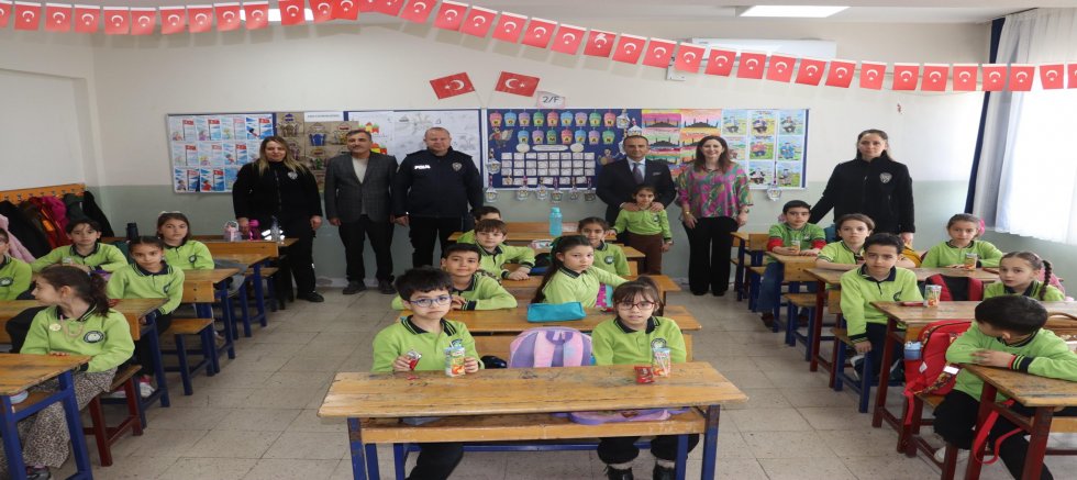 İlçe Emniyet Müdürü Nevzat Güneş Öğrencilerin Konuğu Oldu