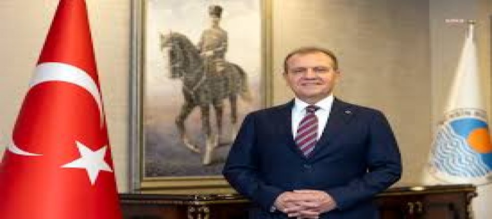 Mersin Büyükşehir Belediye Başkanı Vahap Seçer'den MHP'ye: 'Ülkü Ocakları, Türkü Ocakları diye belediyeye doldurmuşsunuz'