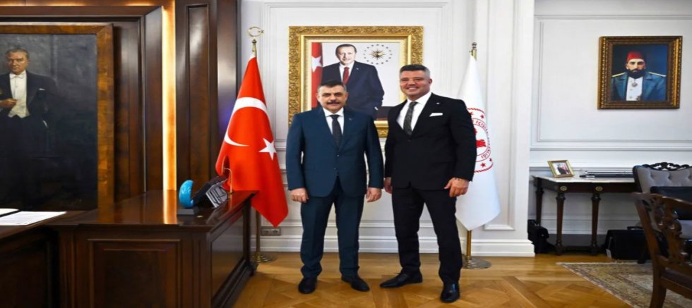 Mustafa Çiftçi makam odasına Abdülhamid tablosu astı