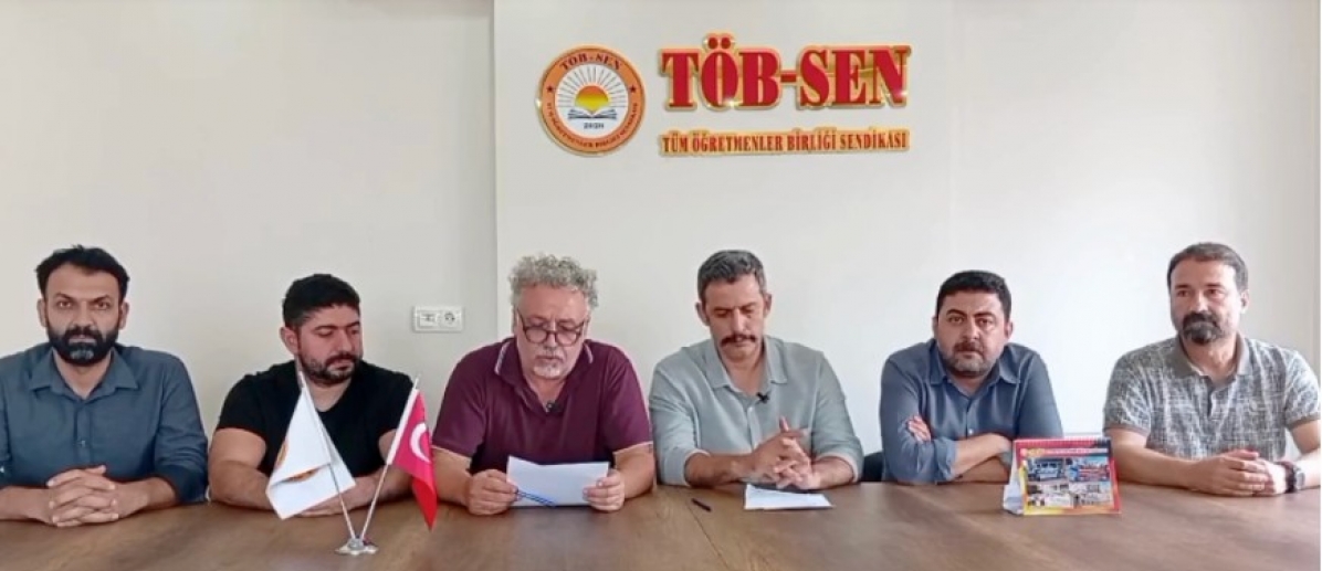 Okulda TÜGVA tartışması: Fotoğraf çekimine karşı çıkan öğretmene tehdit iddiası
