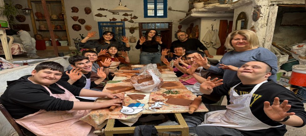 Özel çocuklar sanatla buluştu
