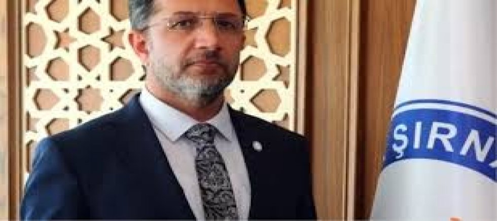 Şırnak rektörü kendini peygamberle bir tuttu