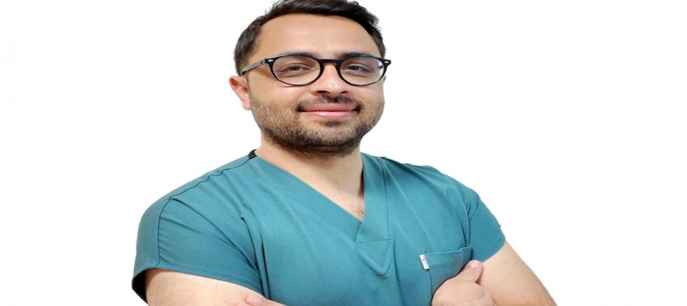 Sürekli Boğaz Temizleme İhtiyacı Hangi Sorunların Habercisi Olabilir?