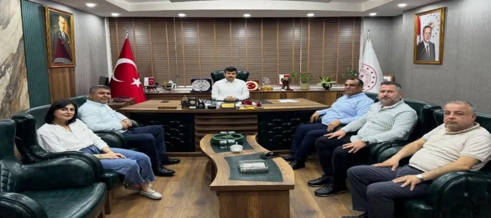 TÜRDEM İskenderun Şube Başkanı Reşat Çağlar’dan İlk Ziyaret Milli Eğitim Müdürü Ali Haytaz’a...