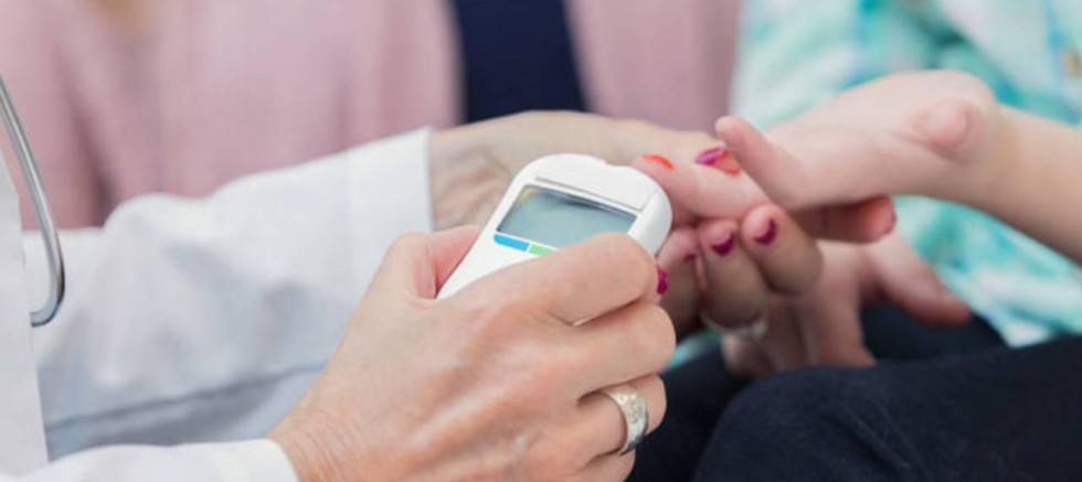 Sessiz katilin şifresi parmağınızın ucunda: Kan şekeri takibinde yeni dönem