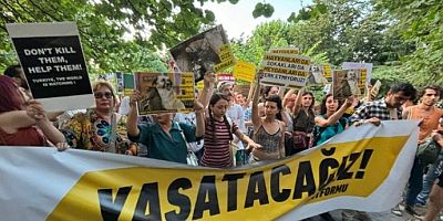 AKP İstanbul önünde Niğde ve Altındağ protestosu