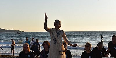 Arsuz Belediyesi'nden Dünya Yoga Günü’ne Özel Anlamlı Etkinlik