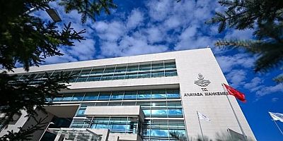 AYM'den önemli karar: Üniversitelerde afiş ve toplantı yapmayı yasaklayan maddeler iptal