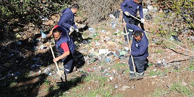 BÜYÜKŞEHİRDEN SEYİR TERASI TEMİZLİĞİ 