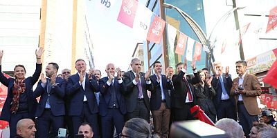 Duduoğlu’nun seçim bürosu görkemli bir törenle açıldı! İskenderun’u hak ettiği seviyeye taşıyacağız!