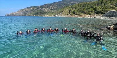 HBB İtfaiye Personeli Sualtında Amirlerini Andı!