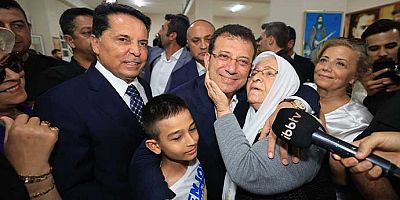 İBB Başkanı Ekrem İmamoğlu, Kıraç Cemevi’nde Muharrem matemi lokmasına katıldı. Cemevlerinin Alevilerin ibadethanesi olduğunu belirten İmamoğlu, “Bunun üzerine hiçbir yorum yapılmamalıdır” dedi.