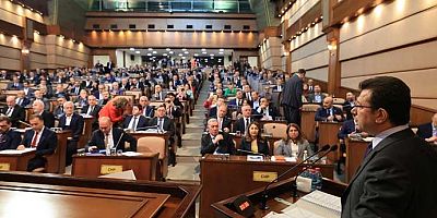 İBB Meclisi’nde çoğunluk CHP’ye geçti: İşte partilerin üye sayısı…