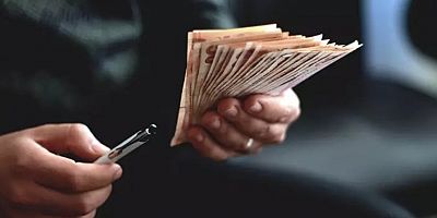 İktidara yakın gazete duyurdu... En düşük emekli maaşı için yeni formül: 'Emekli kartı' düzenlemesi