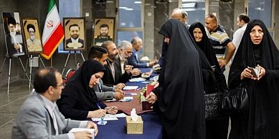 İran’da cumhurbaşkanlığı seçimi ikinci tura kaldı