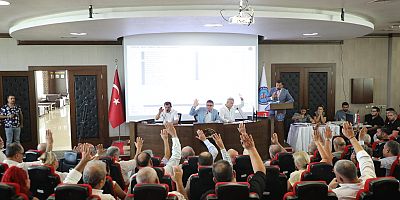 İskenderun Belediye Meclisi toplandı