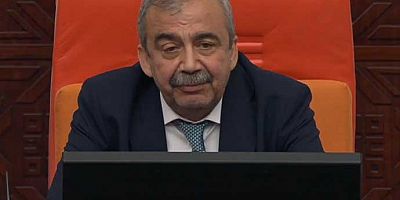 Sırrı Süreyya Önder’den ‘Öğretmenlik Mesleği Kanunu Teklifi’ tepkisi: Böyle sıkıntılı yasa görmedim