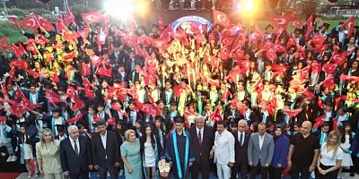 Yükseliş Koleji’nde Görkemli Mezuniyet Şöleni